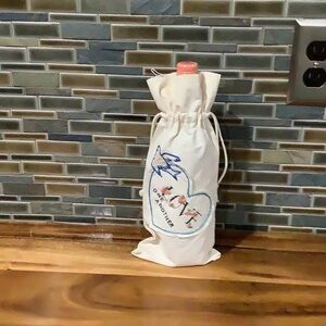 Hand Embroidered Fabric Gift Wine Holder with saying… Love One Another